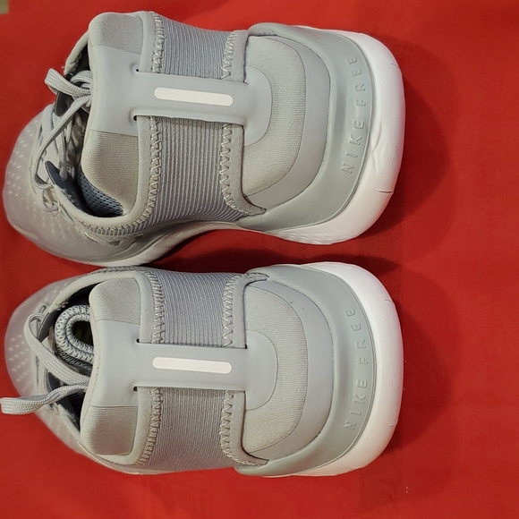 Nike Wmns Free RN 2018 - NWOB - Sz 12 Wolf Grey - Picture 8 of 12